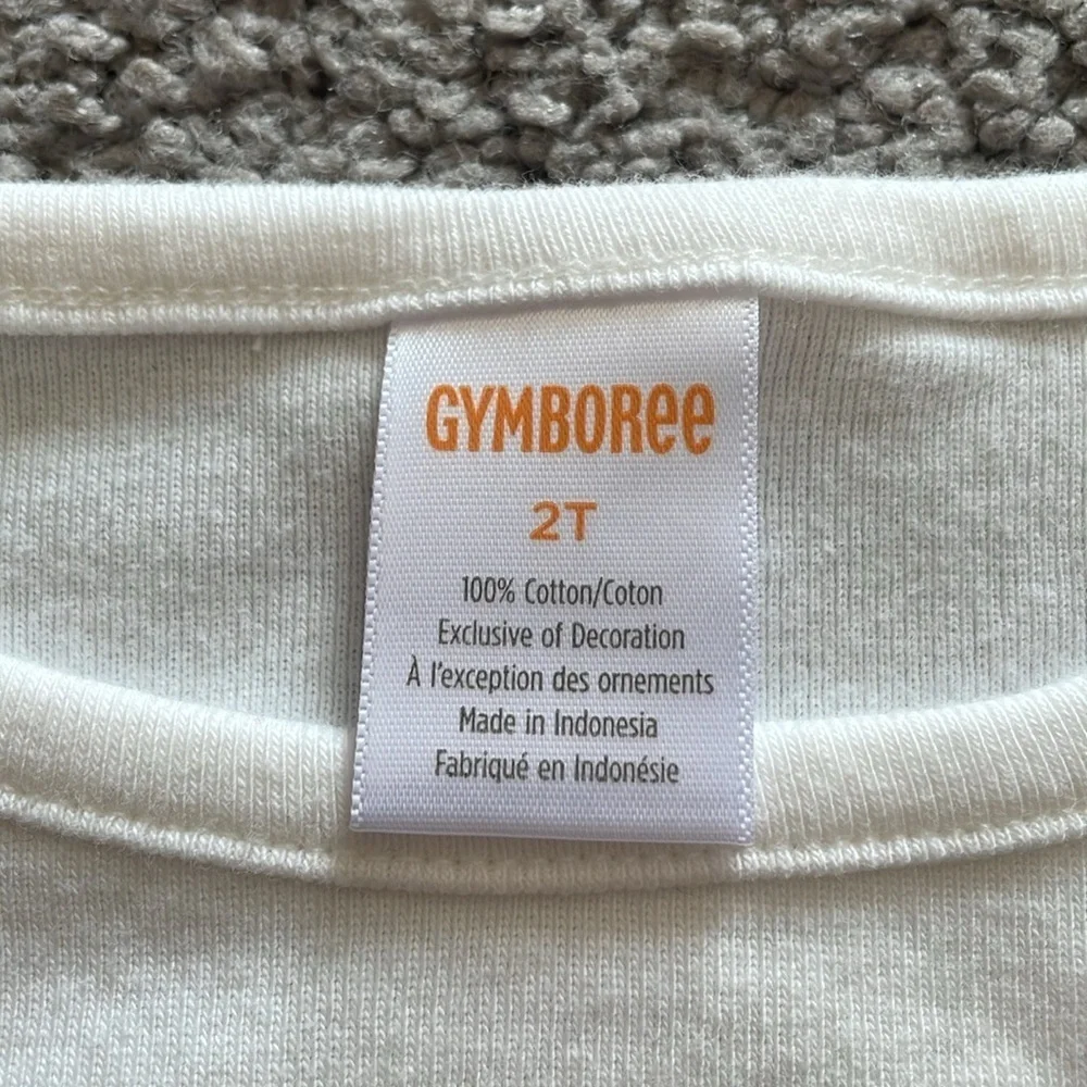 Gymboree 2022 Girls White Long Sleeve Royal House & Carriage T-Shirt | 2T